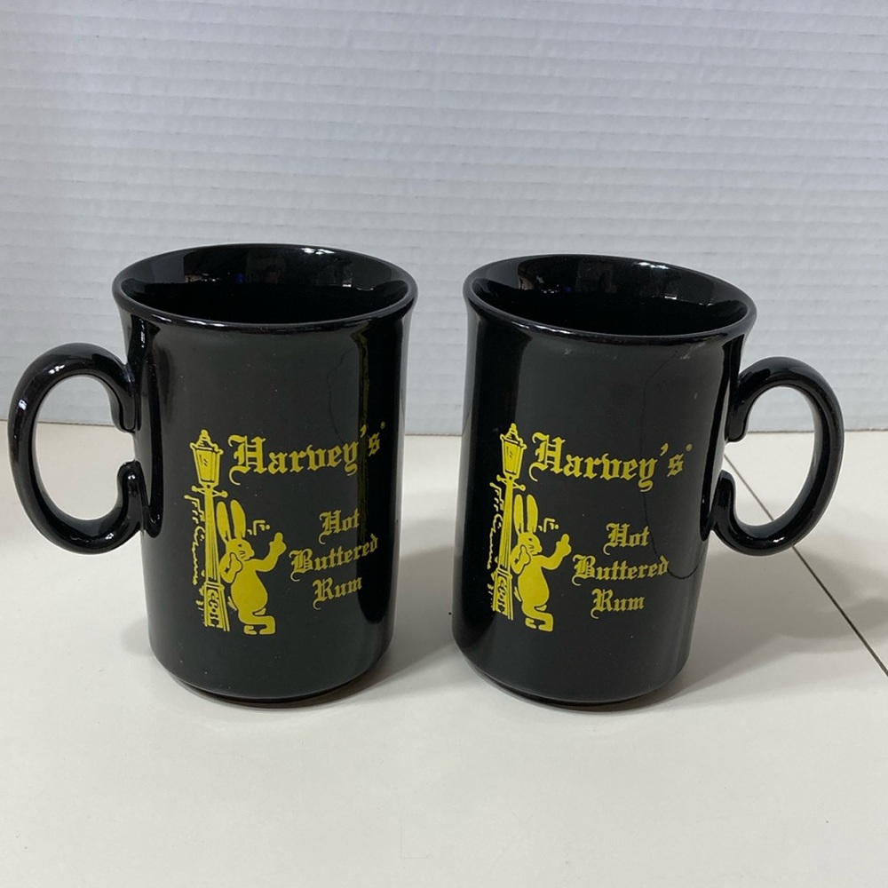 Harvey’s Hot Buttered Rum Mugs Cup Made in England Bunny Rabbit Lampost Set of 2